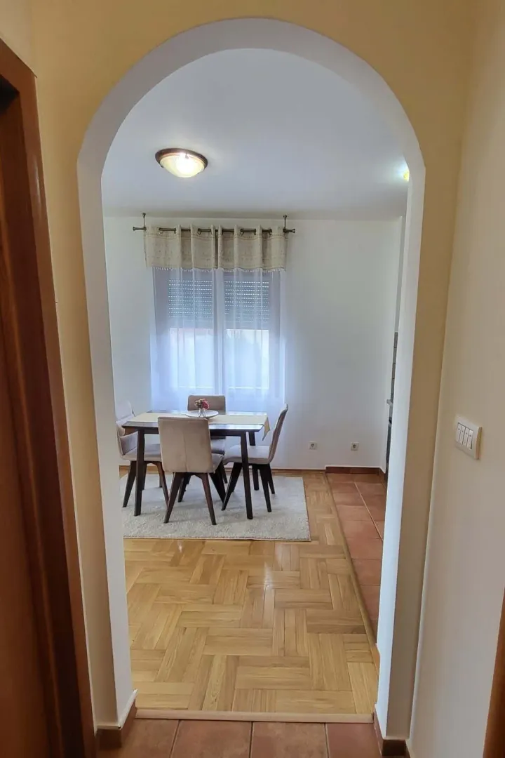 Rent, one bedroom apartment, 45m², Stari Aerodrom, Podgorica