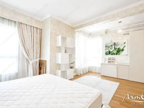 Sale, two bedroom apartment, 115m², Bečići, Budva - image 13