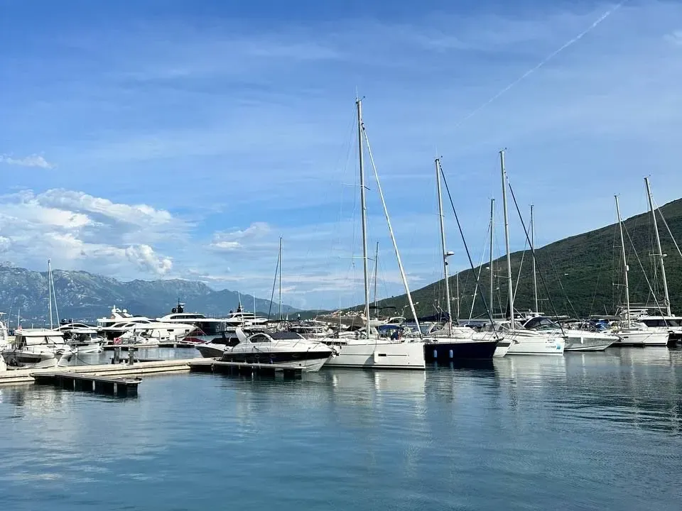 Sale, house, 229m², Đenovići, Herceg Novi