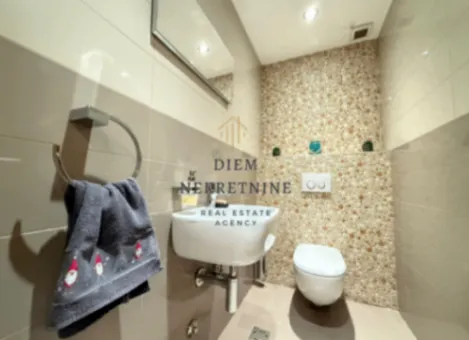 Izdavanje, četvorosoban stan, 178m², Podgorica, Crna Gora - image 5