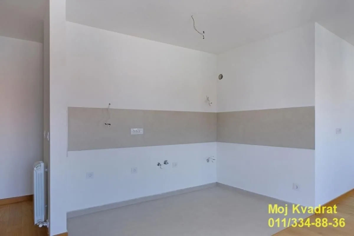 Prodaja, dvosoban stan, 67m², Đeram Pijaca, Beograd