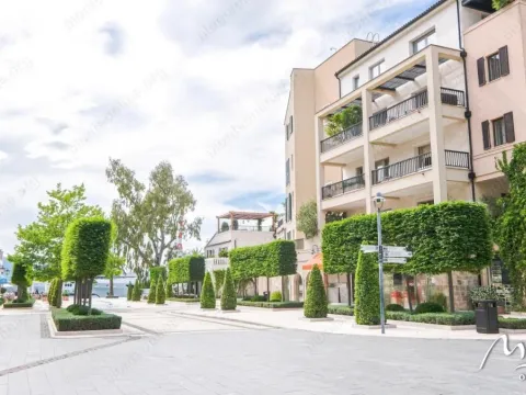 Prodaja, dvosoban stan, 136m², Porto Montenegro, Tivat - image 36