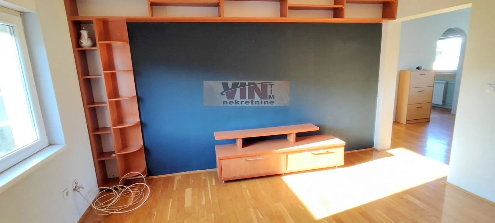 Prodaja, trosoban stan, 66m², Vračar, Šid