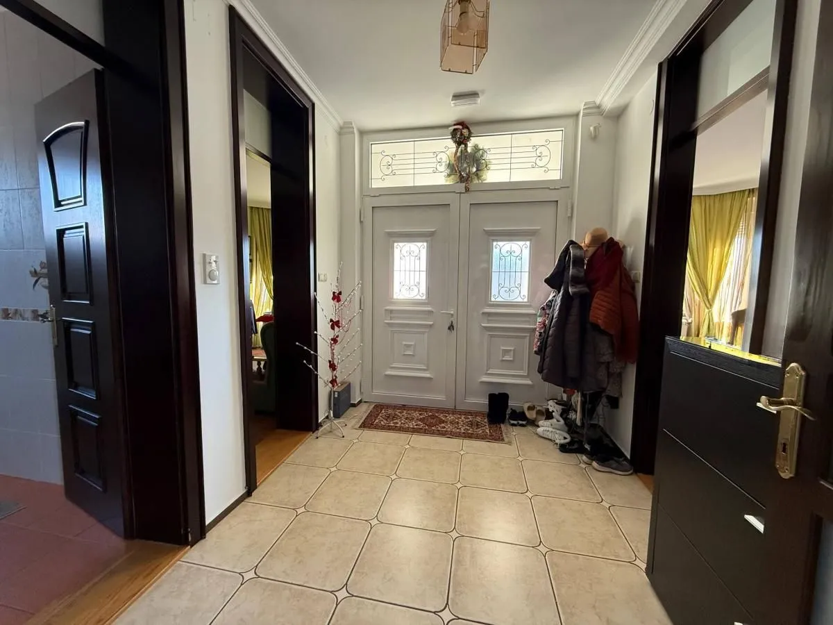 Sale, house, 473m², Veternička rampa, Novi Sad Sve Podlokacije