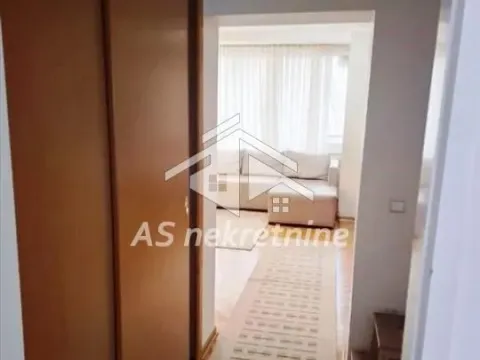 Rent, three bedroom apartment, 67m², Kalenić Pijaca, Vračar Sve Podlokacije - image 6