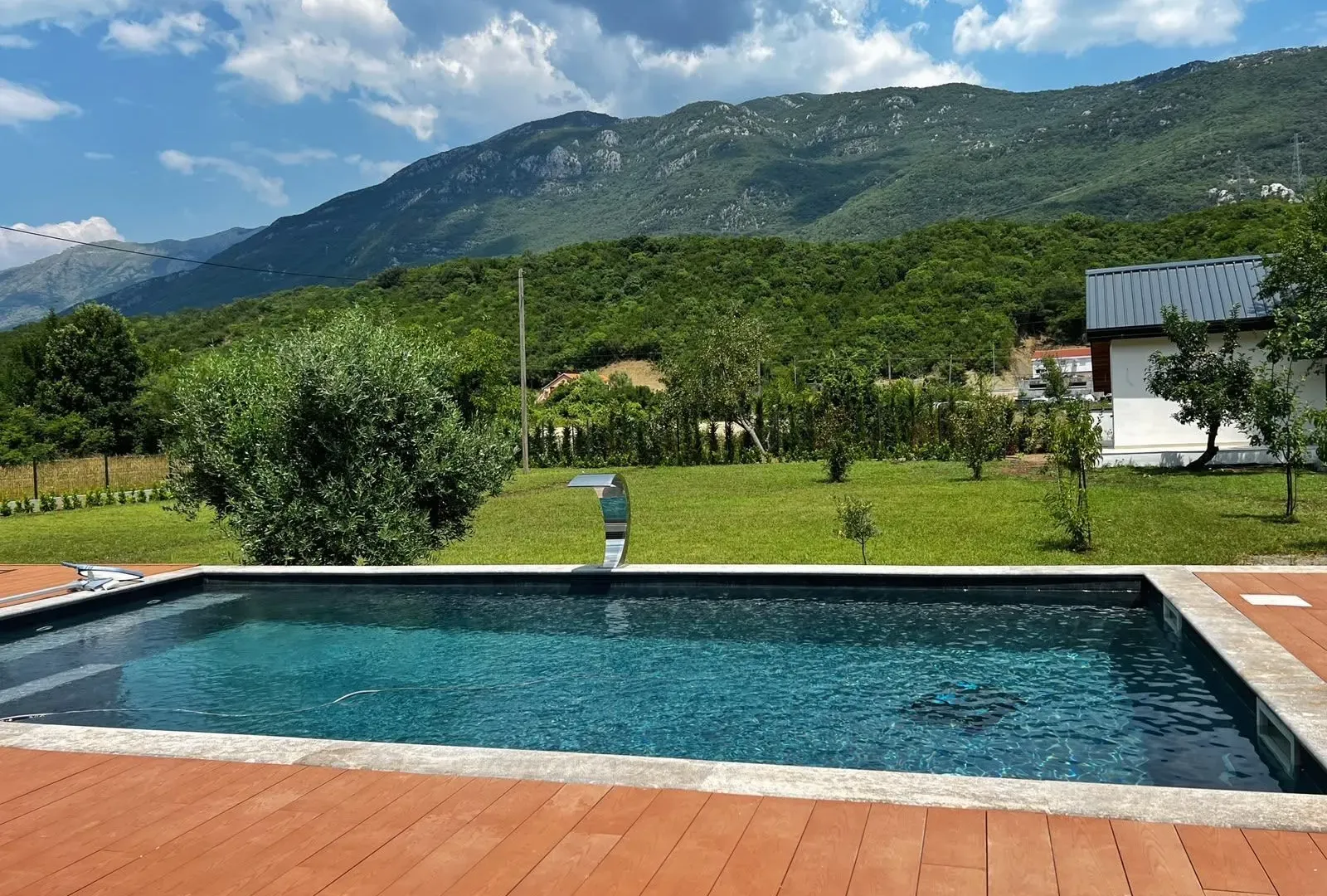 Sale, house, 180m², Radanovići, Kotor