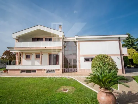 Izdavanje, kuća, 600m², Zeta, Podgorica - image 3