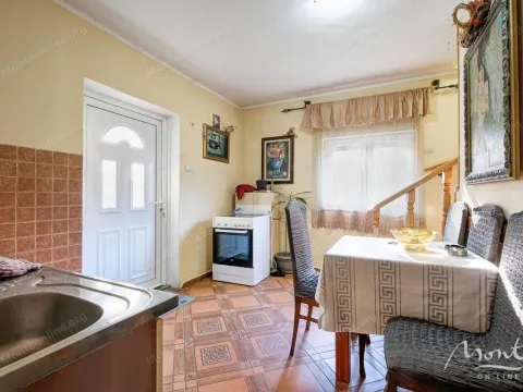 Sale, house, 219m², Dobrota, Kotor - image 18