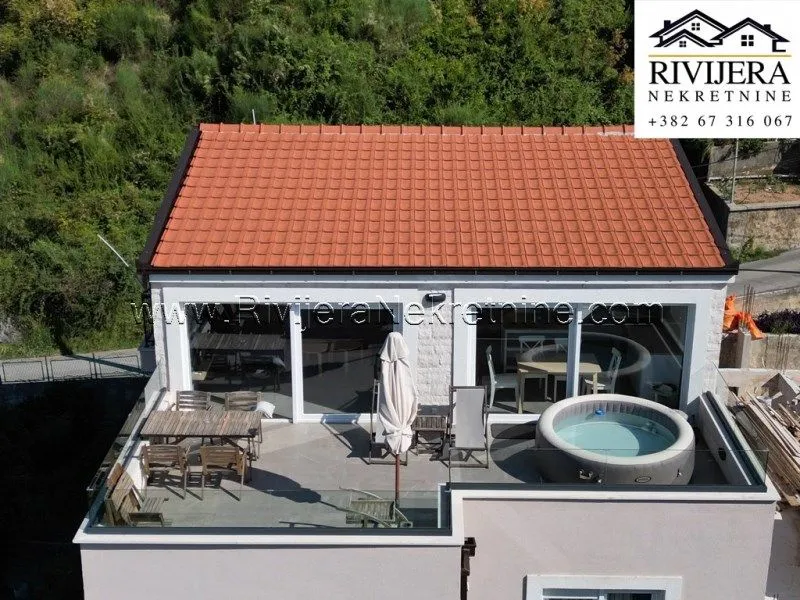 Prodaja, dvosoban stan, 94m², Kumbor, Herceg Novi