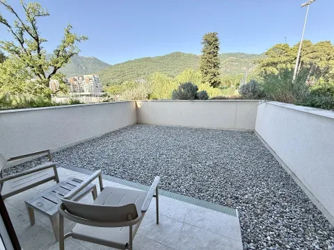 Prodaja, jednosoban stan, 98m², Porto Montenegro, Tivat - image 2