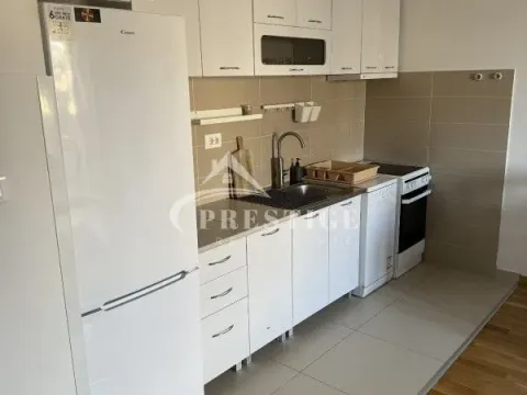 Izdavanje, dvosoban stan, 55m², Ljubović, Podgorica - image 2