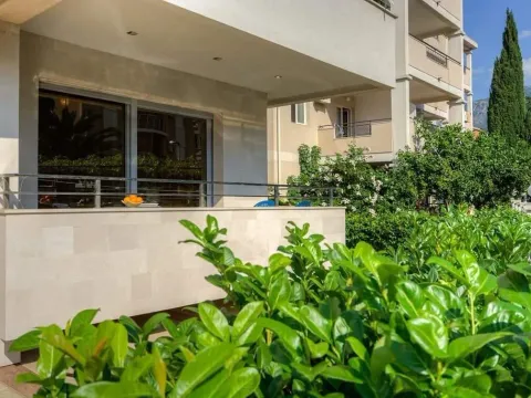 Prodaja, jednosoban stan, 61m², Budva okolina, Budva - image 2