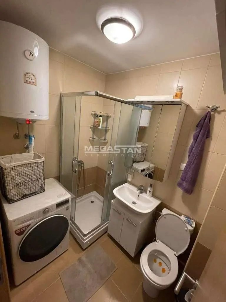Rent, two bedroom apartment, 54m², Zemun Centar, Zemun Sve Podlokacije