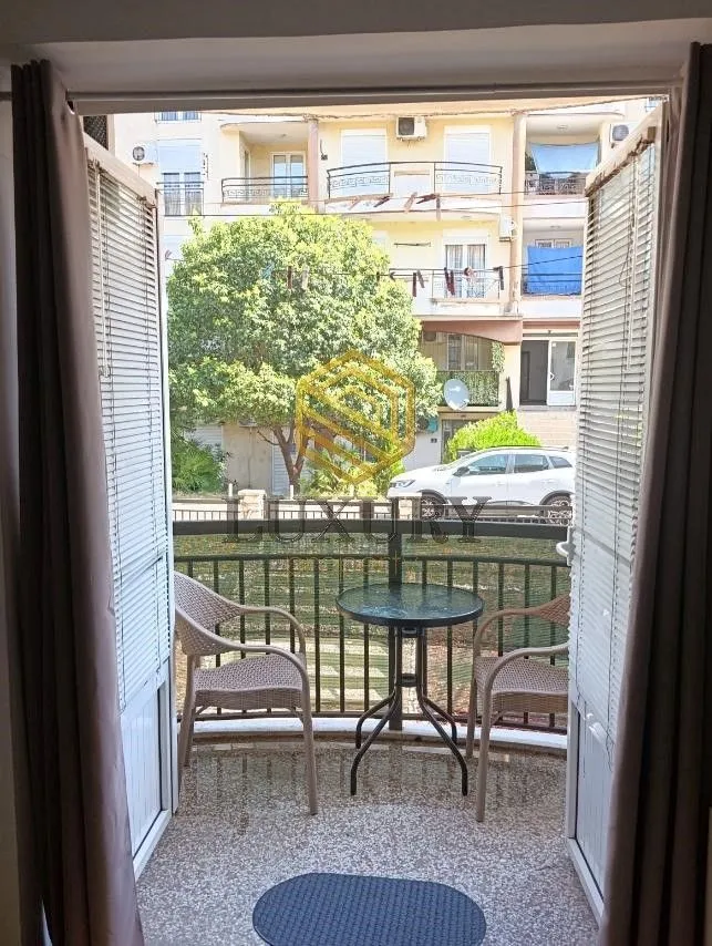 Izdavanje, jednosoban stan, 40m², Stara Varoš, Podgorica