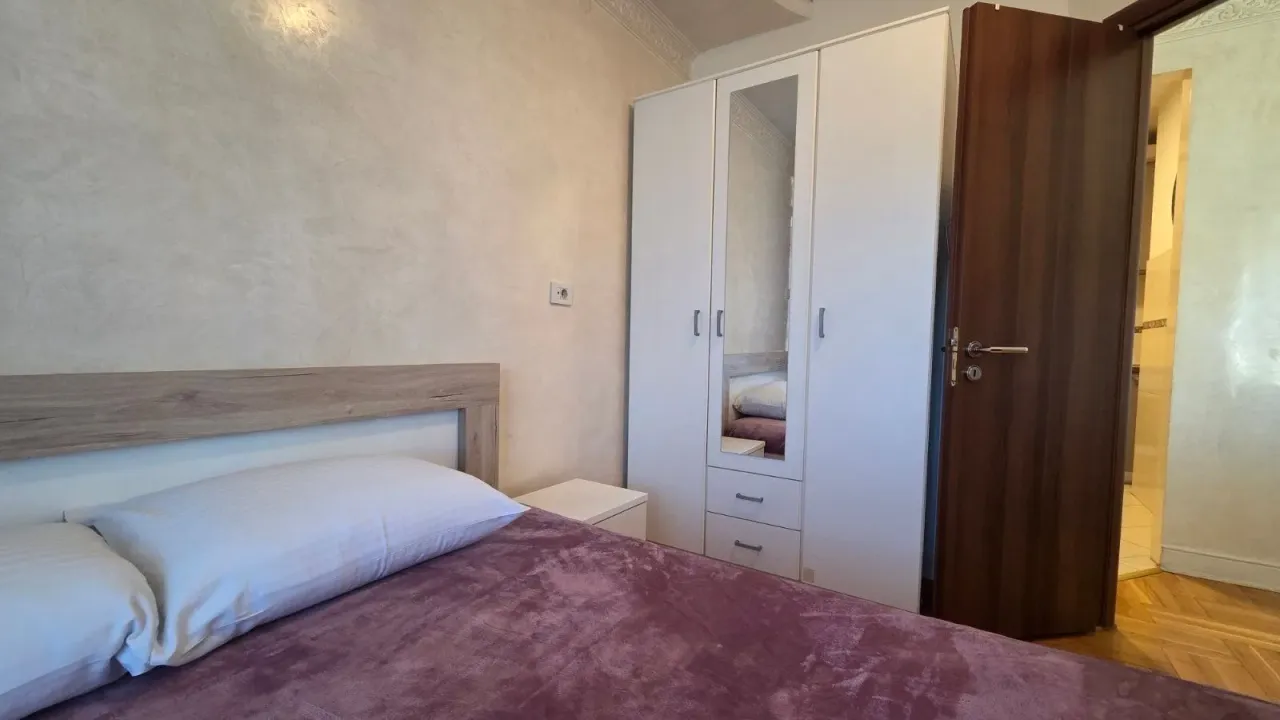 Rent, one bedroom apartment, 42m², 1 maj, Podgorica