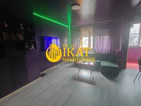 Prodaja, trosoban stan, 70m², Čubura, Beograd - image 1