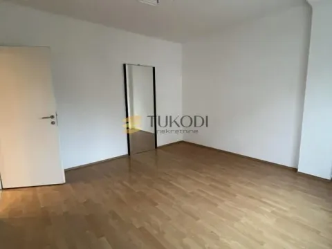 Prodaja, trosoban stan, 112m², Centar, Novi Sad - image 5