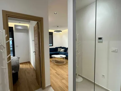 Izdavanje, dvosoban stan, 65m², City Kvart, Podgorica - image 6