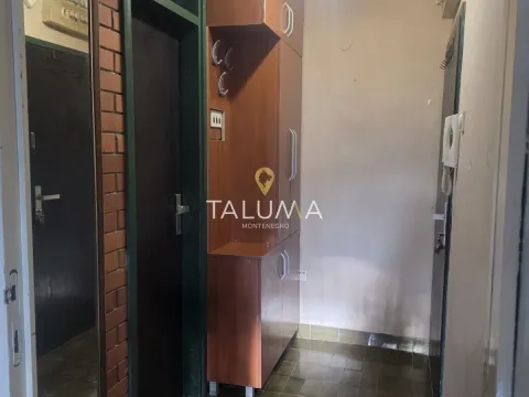 Izdavanje, jednosoban stan, 37m², Blok 5, Podgorica - image 5