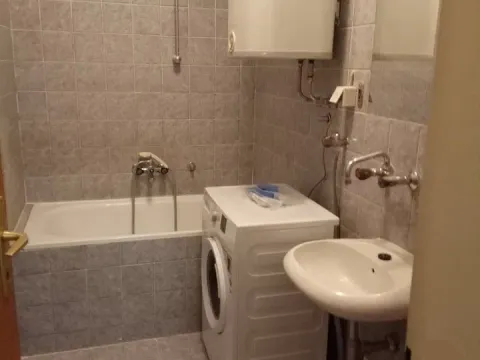 Rent, one bedroom apartment, 30m², Stari Aerodrom, Podgorica - image 3