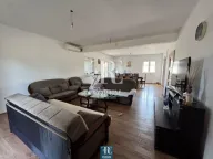 Prodaja, kuća, 310m², Donja Gorica, Podgorica - image 4