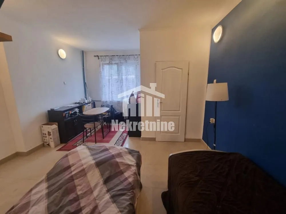 Sale, three bedroom apartment, 66m², Zemun Kalvarija, Zemun Sve Podlokacije