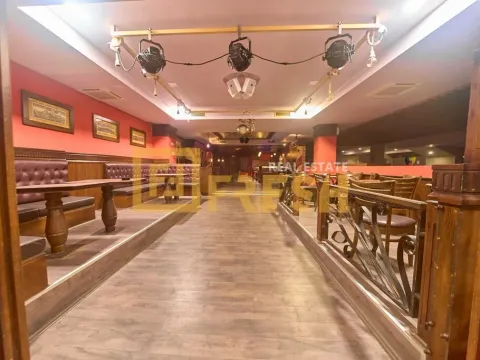 Prodaja, poslovni prostor, 1343m², Centar, Podgorica - image 22