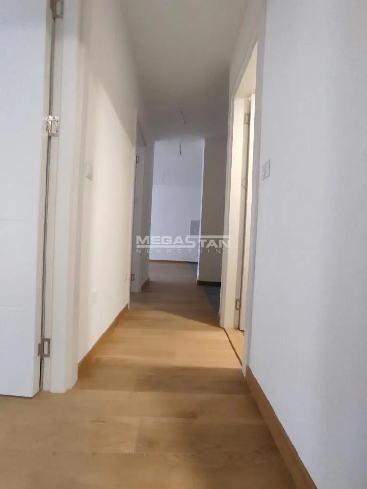 Sale, two bedroom apartment, 70m², Voždovac Sve Podlokacije, Beograd