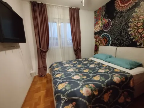 Izdavanje, stan, 68m², Centar, Podgorica - image 11