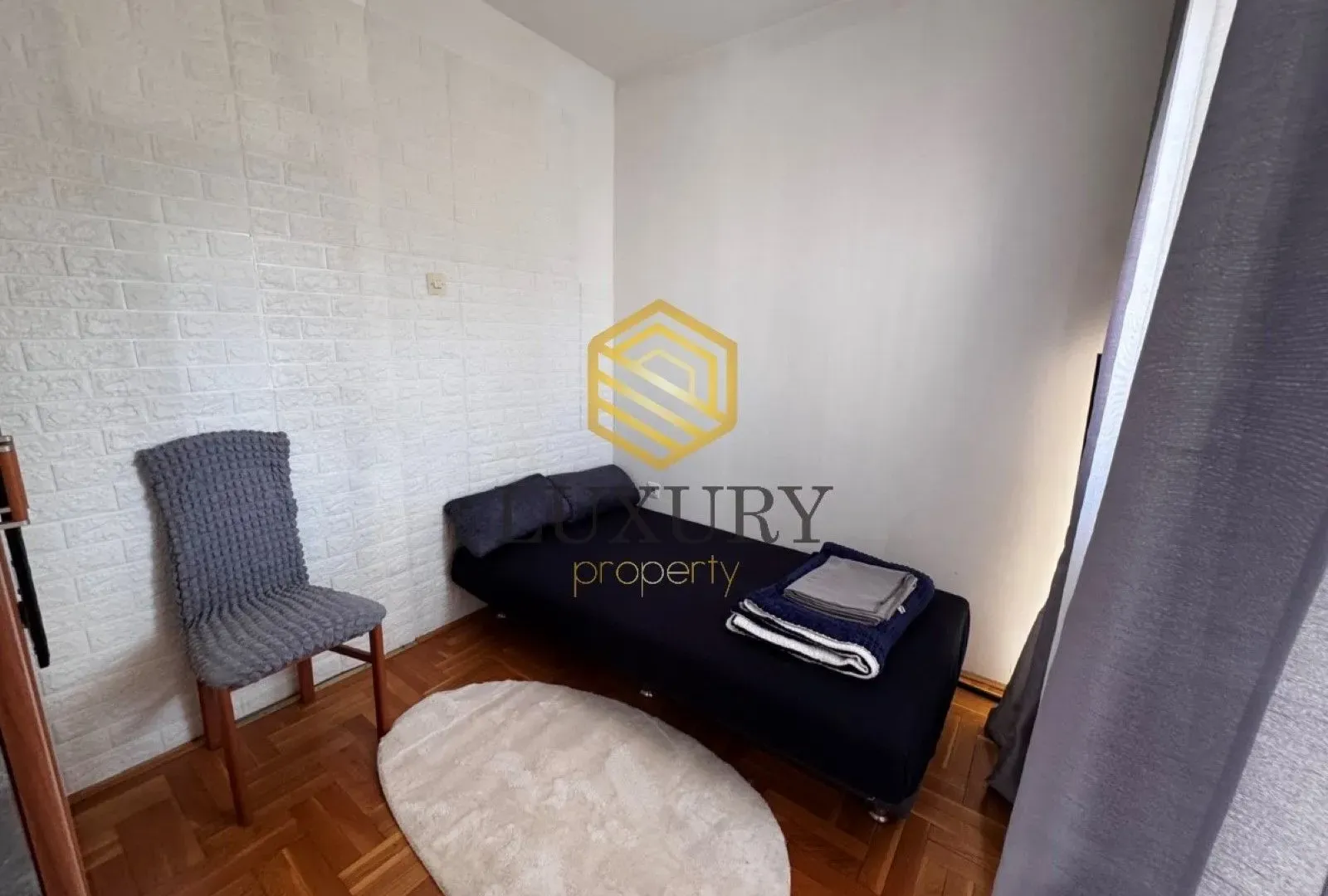 Rent, one bedroom apartment, 40m², Stari Aerodrom, Podgorica