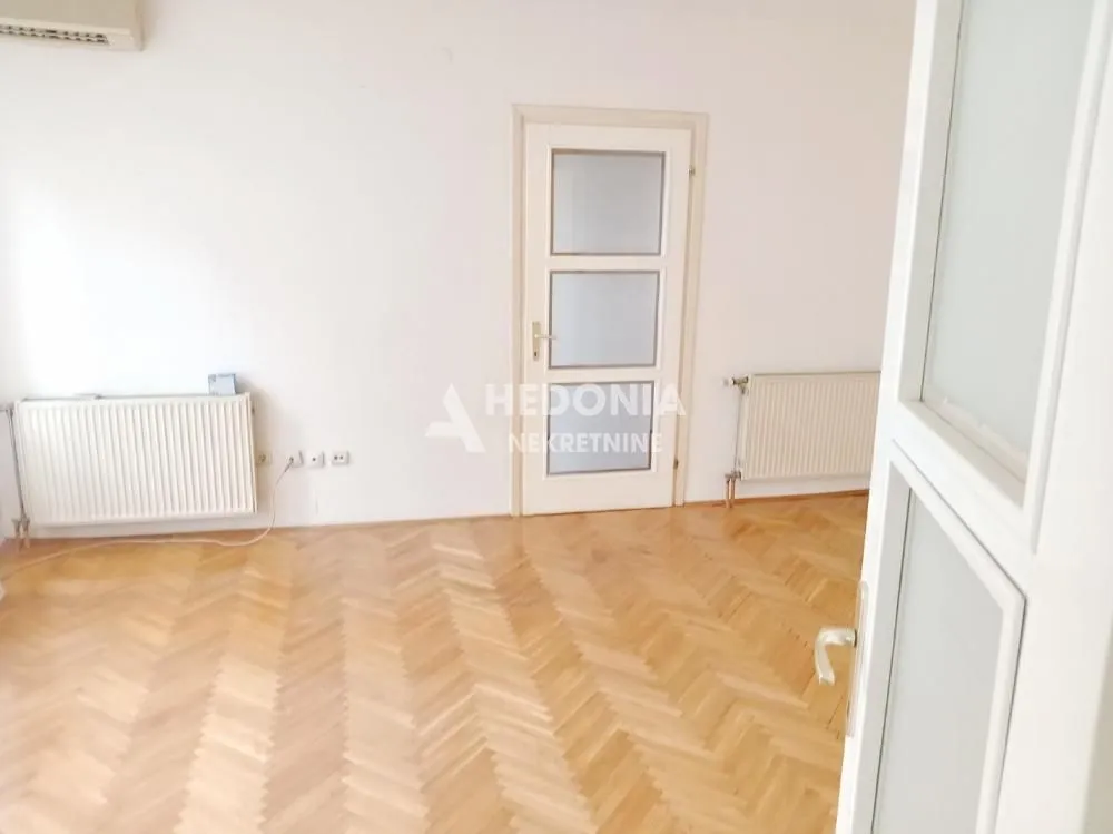 Prodaja, trosoban stan, 70m², Vračar Hram, Vračar Sve Podlokacije