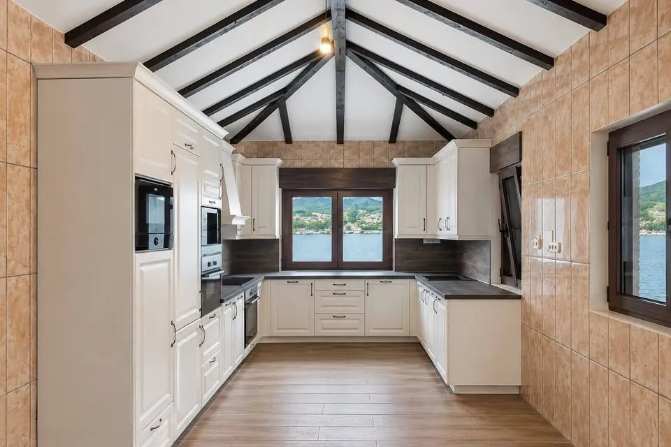 Sale, house, 130m², Muo, Kotor