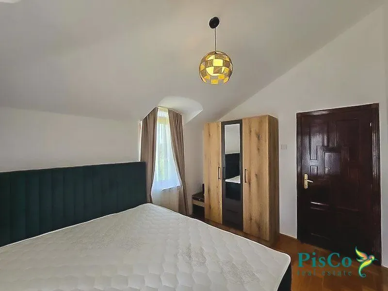 Izdavanje, kuća, 280m², Zabjelo, Podgorica