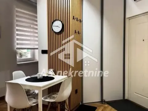 Izdavanje, stan, 40m², Šumice, Beograd - image 9