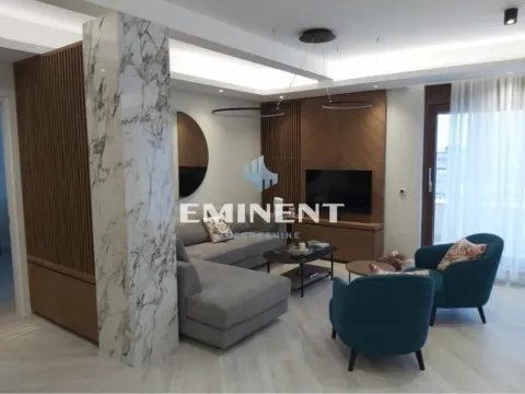 Izdavanje, četvorosoban stan, 154m², Vračar Hram, Vračar Sve Podlokacije - image 3