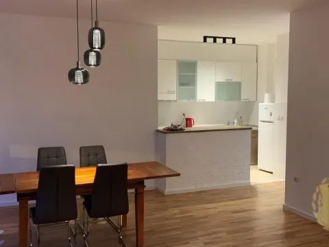Izdavanje, trosoban stan, 75m², Lekino Brdo, Voždovac Sve Podlokacije - image 2