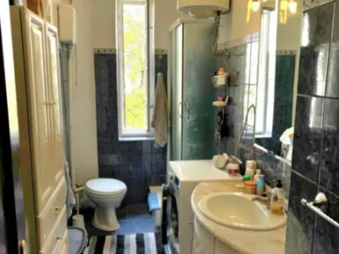 Prodaja, dvosoban stan, 71m², Centar, Podgorica - image 9