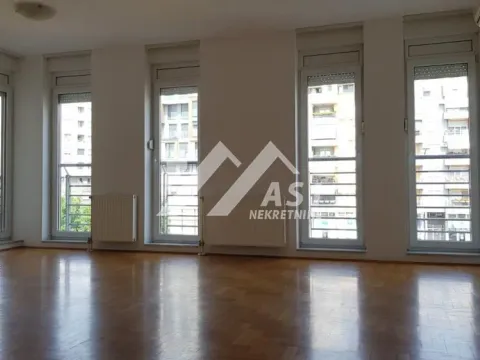 Rent, three bedroom apartment, 87m², Bulevar Evrope, Novi Sad Sve Podlokacije
