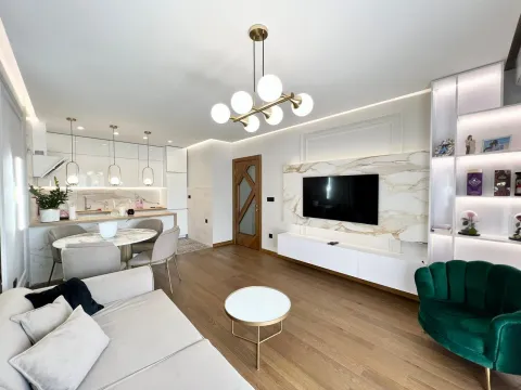 Izdavanje, dvosoban stan, 70m², Ljubović, Podgorica - image 2