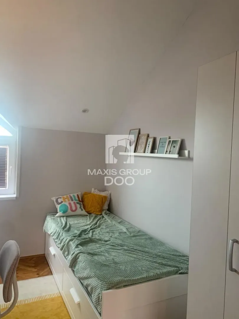 Rent, two bedroom apartment, 64m², Južni Bulevar, Vračar Sve Podlokacije