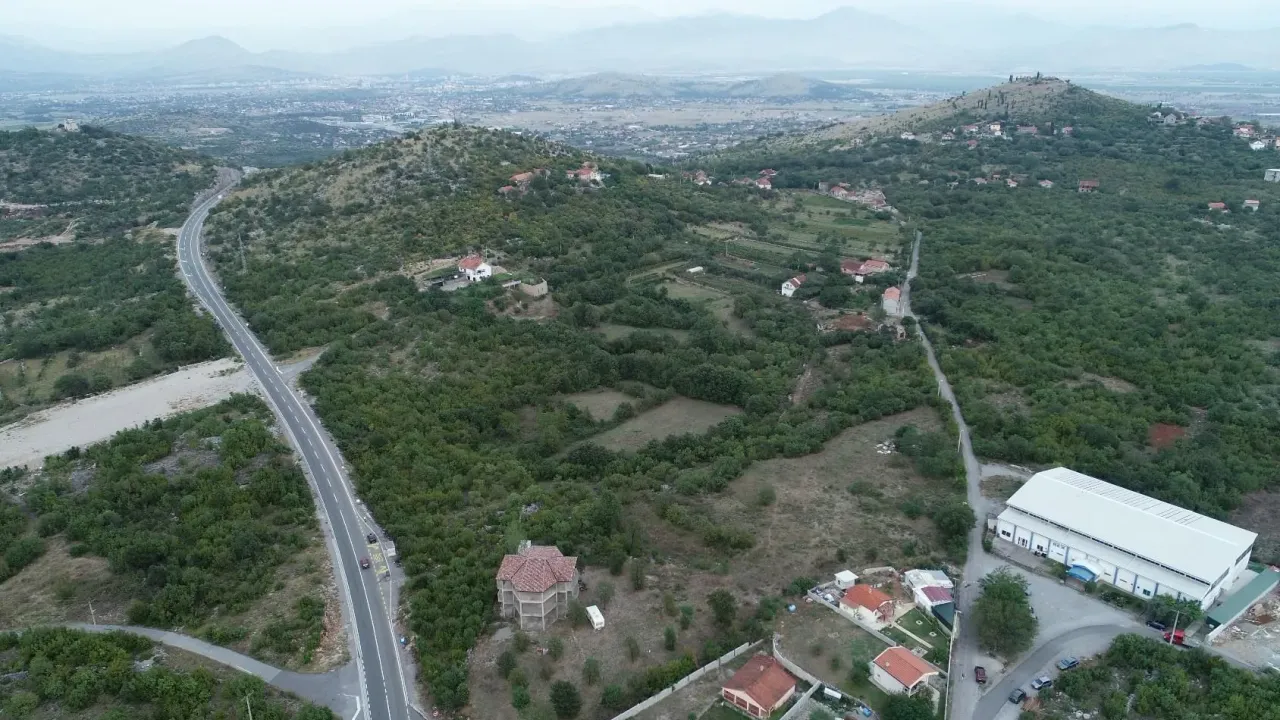 Izdavanje, plac, 30000m², Podgorica, Crna Gora