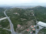 Izdavanje, plac, 30000m², Podgorica, Crna Gora - image 1