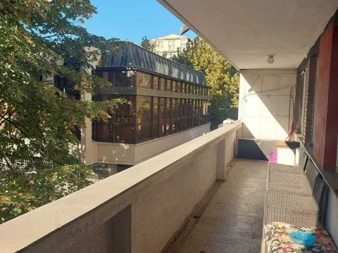 Izdavanje, trosoban stan, 62m², Lion, Zvezdara Sve Podlokacije - image 13