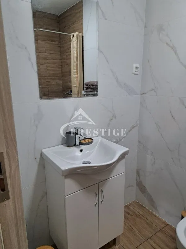 Izdavanje, jednosoban stan, 45m², Pobrežje, Podgorica