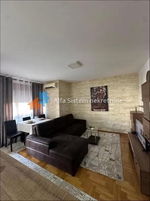 Rent, two bedroom apartment, 50m², Čubura, Beograd