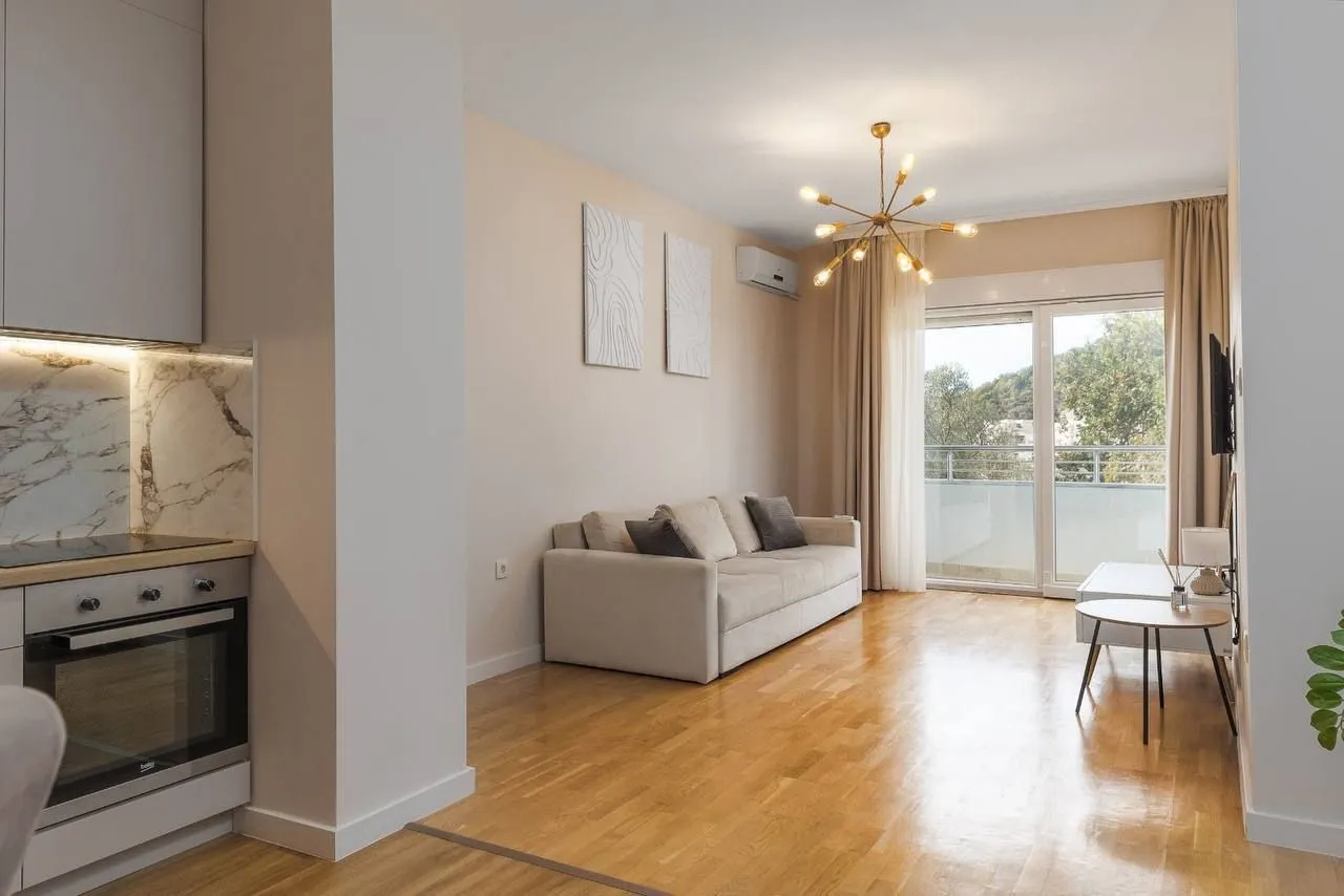 Sale, two bedroom apartment, 51m², Bečići, Budva