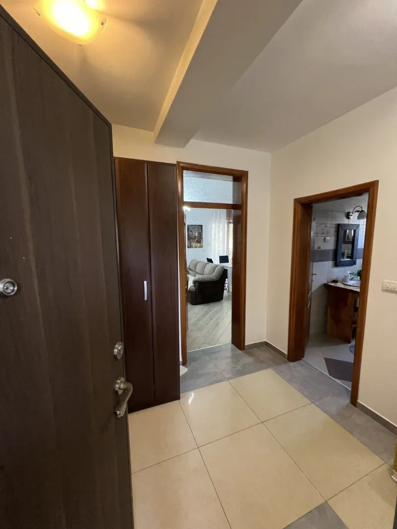 Izdavanje, trosoban stan, 67m², Zabjelo, Podgorica