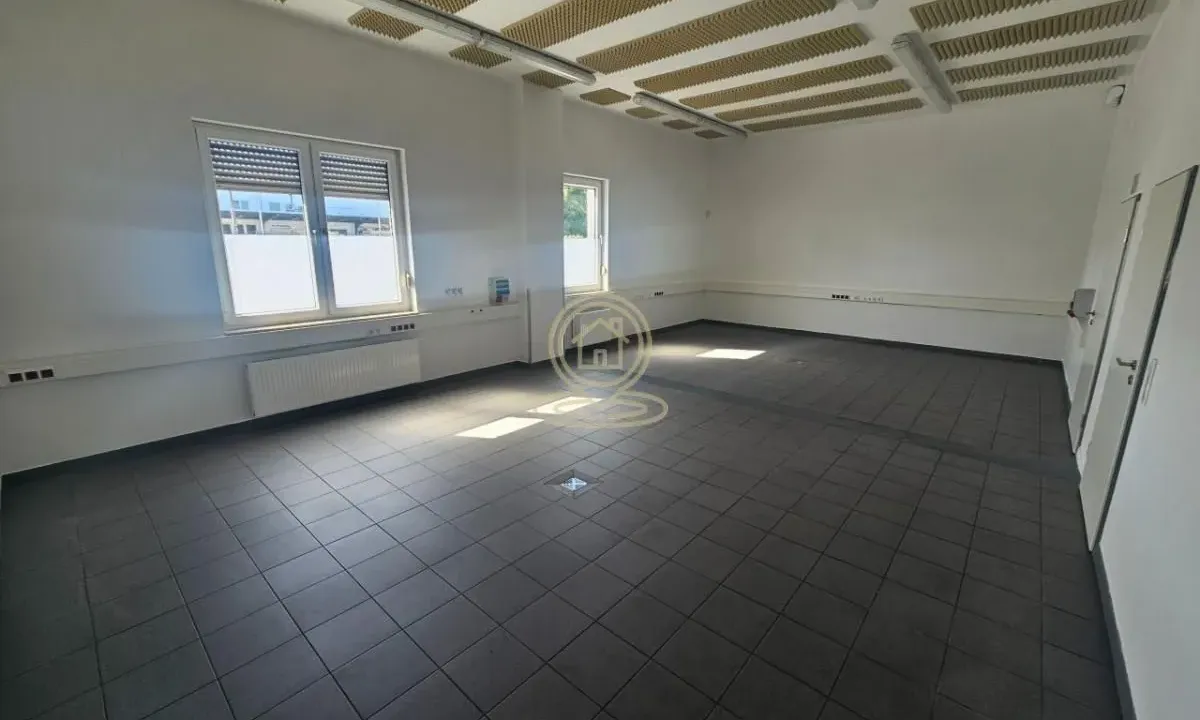 Rent, office space, 105m², Telep, Novi Sad Sve Podlokacije