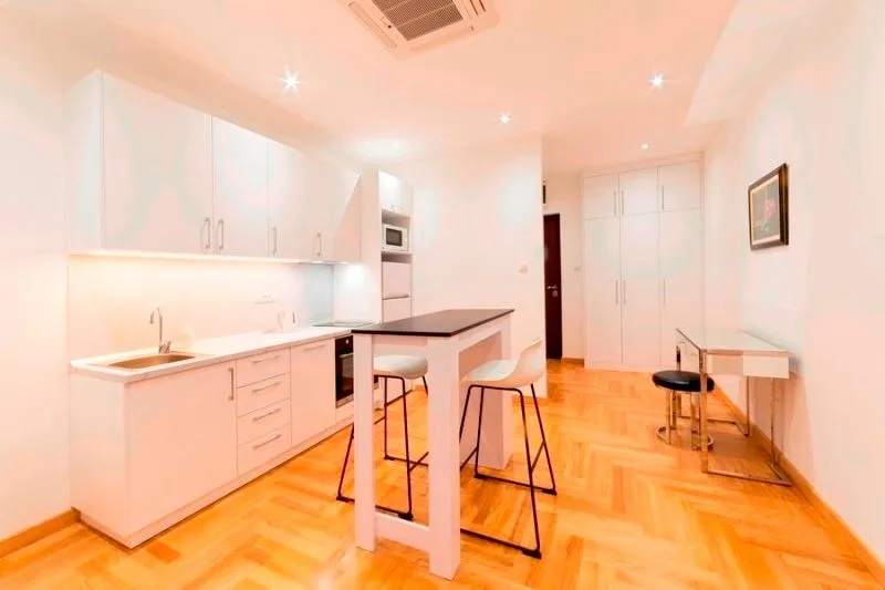 Sale, two bedroom apartment, 70m², Stari Grad, Beograd