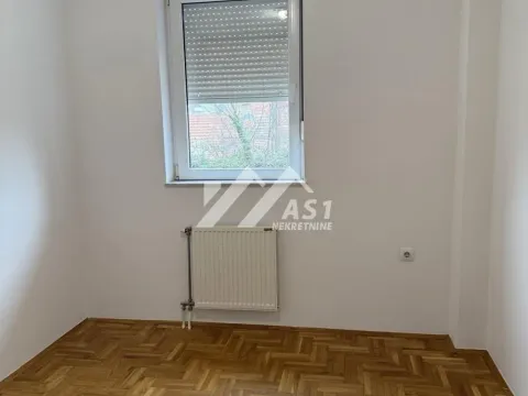 Izdavanje, jednosoban stan, 42m², Bulevar patrijarha Pavla, Novi Sad Sve Podlokacije - image 5